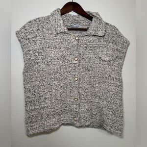 Zara sweater sleeveless button up cardigan size large